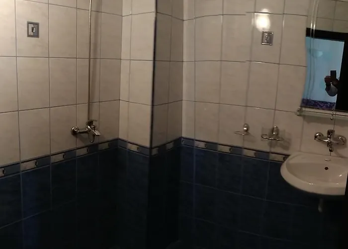 The Red House Πανσιόν 3*